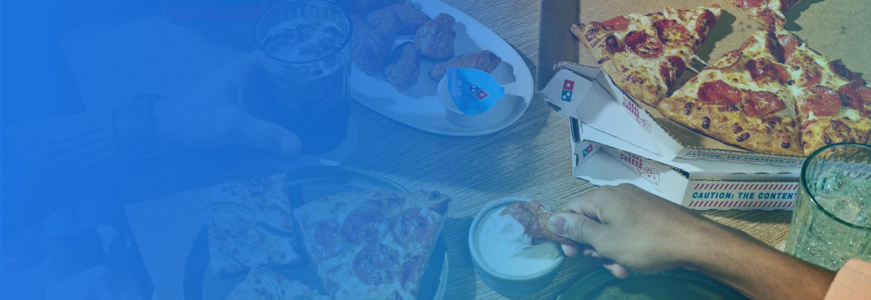 Masthead Domino's